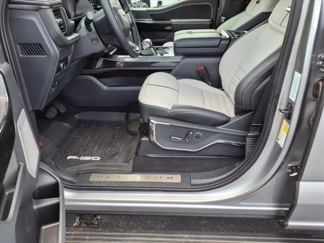 2025 Ford F-150 Lightning Platinum