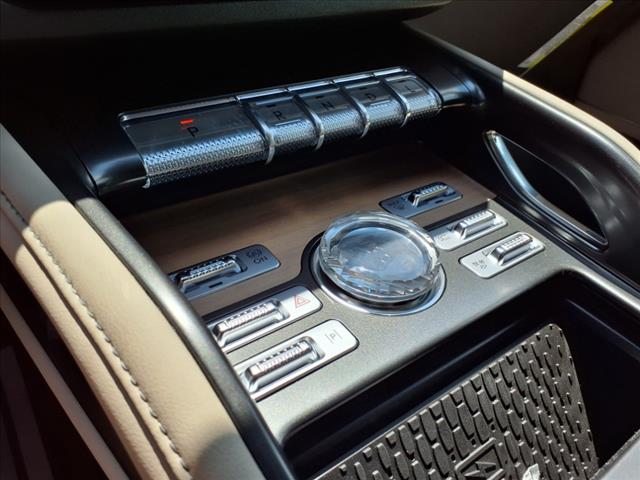 2025 Lincoln Nautilus Hybrid Reserve
