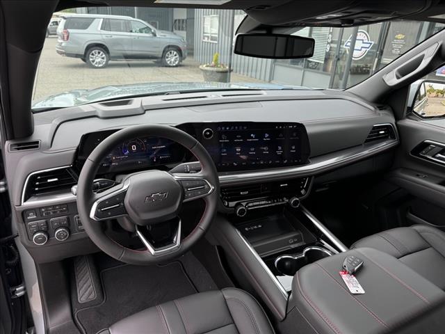 2025 Chevrolet Suburban RST