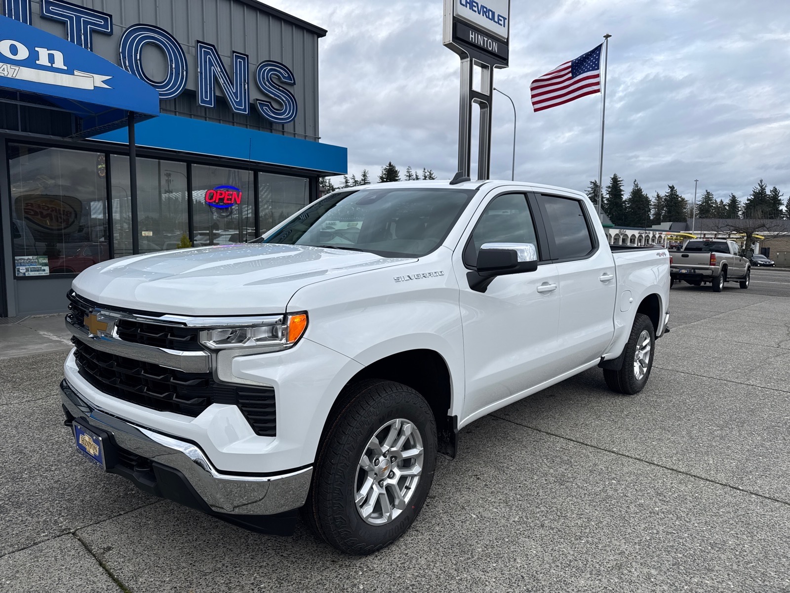 2026 Chevrolet Silverado 1500 LT