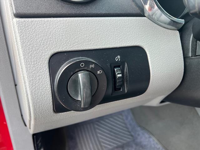 2008 Ford Mustang V6 Premium - Photo 11