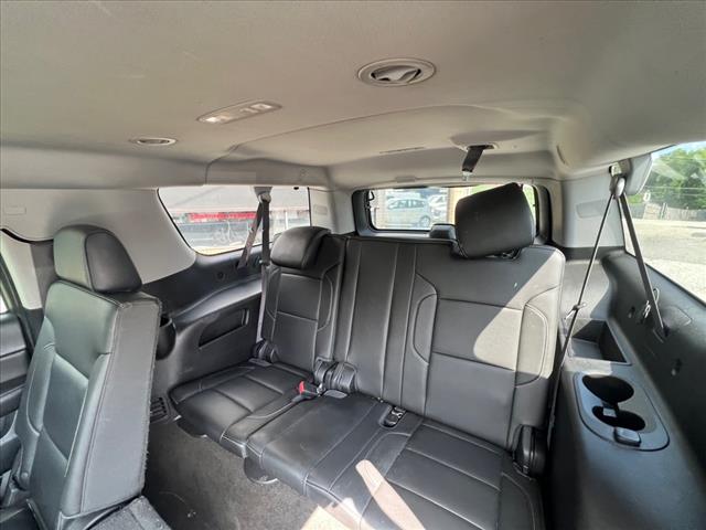 2015 Chevrolet Suburban LT - Photo 21