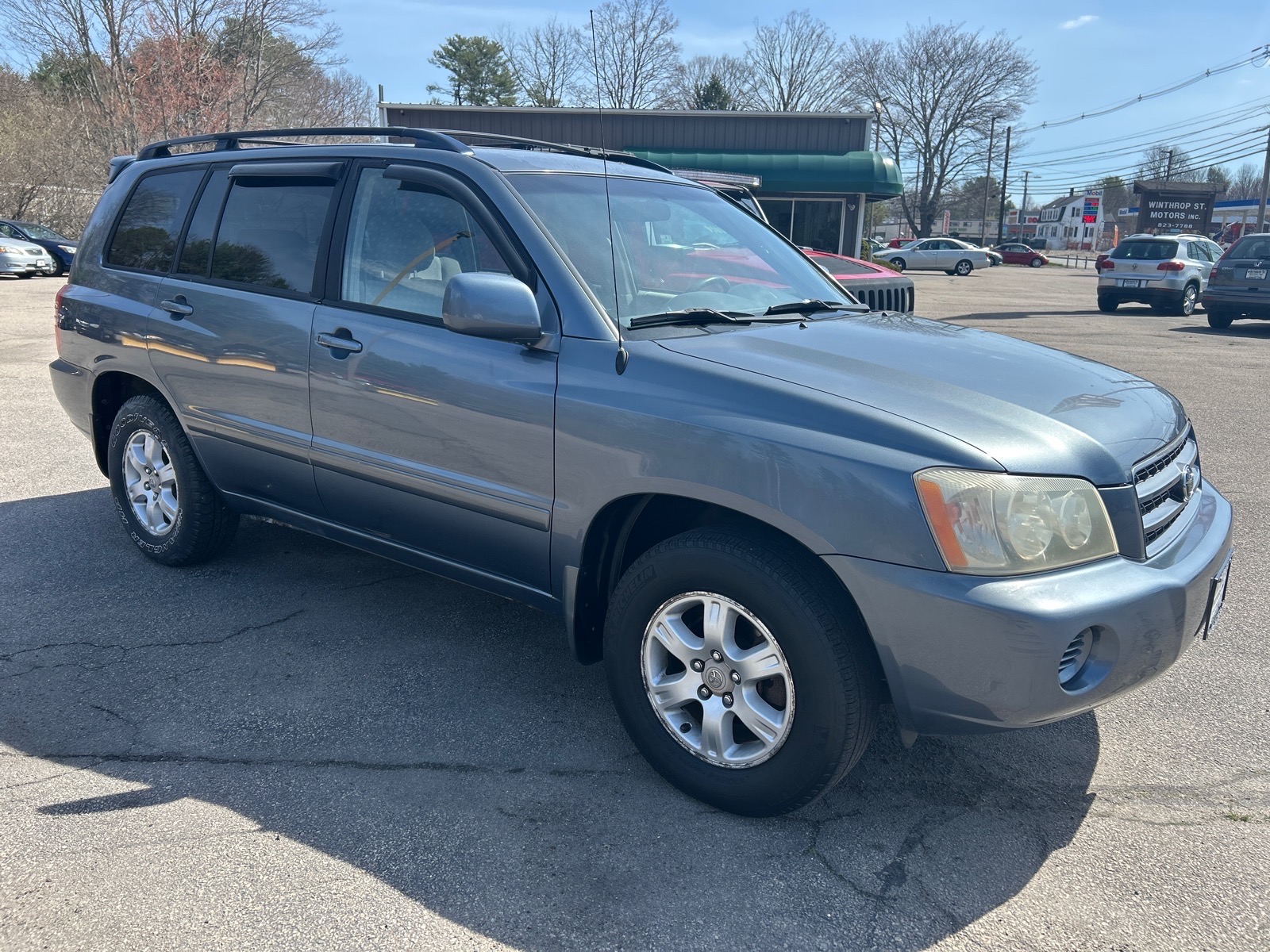 Blue (Indigo Ink Pearl (8p4)) 2003 Toyota Highlander Base SUV / Crossover Front-Wheel Drive 4-Speed Automatic