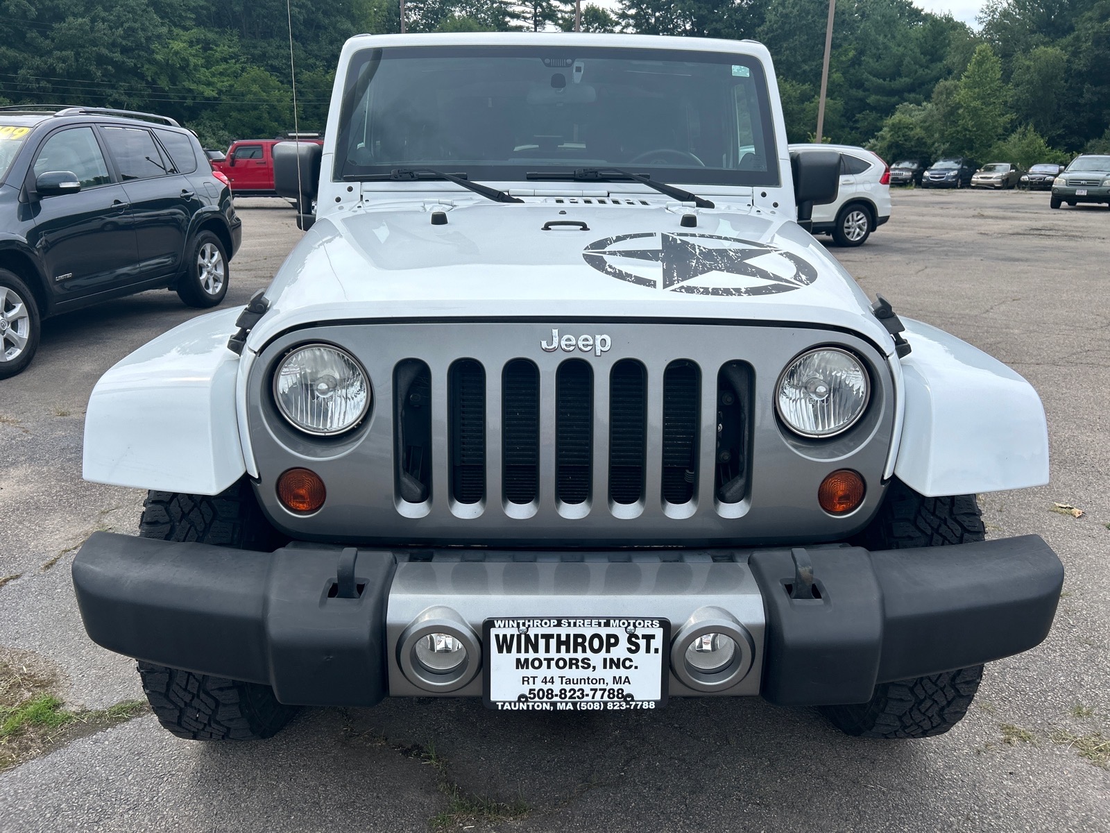 View vehicle photo 2