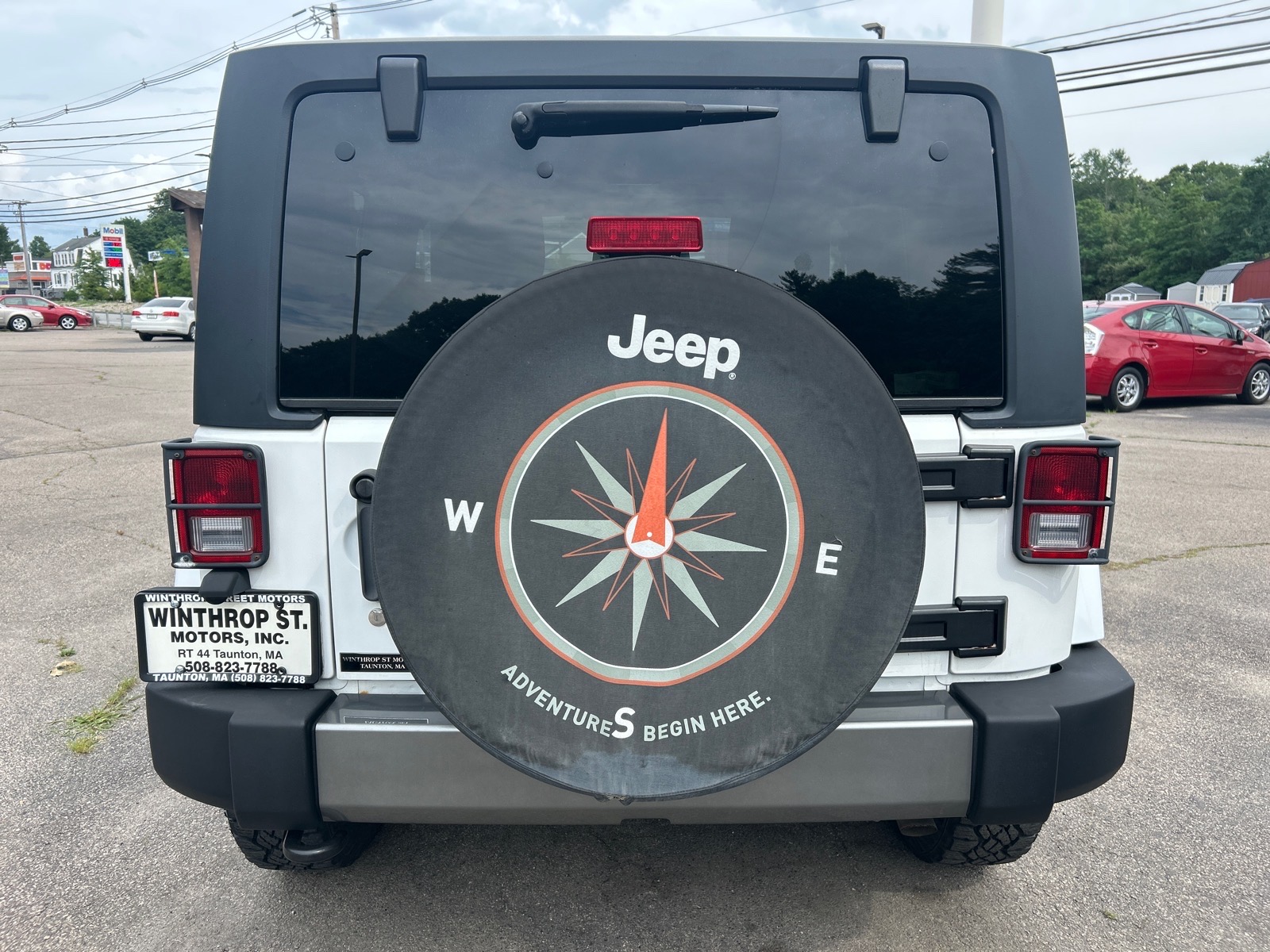 View vehicle photo 4