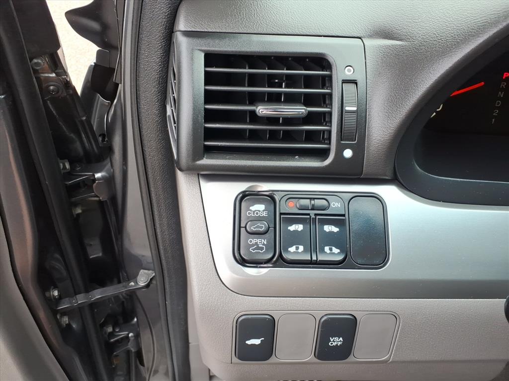 2010 Honda Odyssey EX-L photo 24
