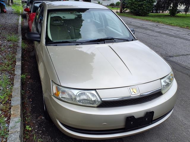 2004 Saturn Ion 2
