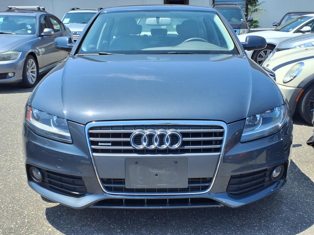 2010 Audi A4 2.0T Quattro Premium photo 3