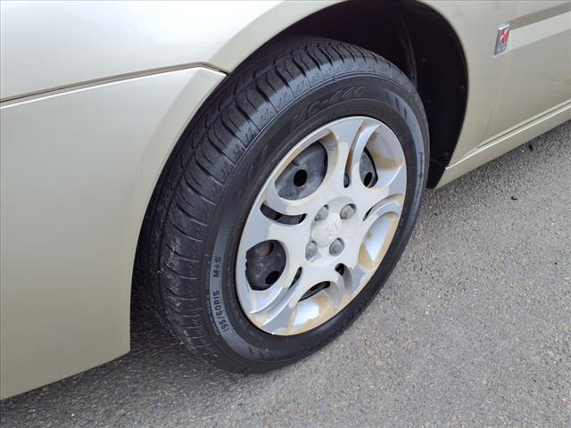 2004 Saturn Ion 2