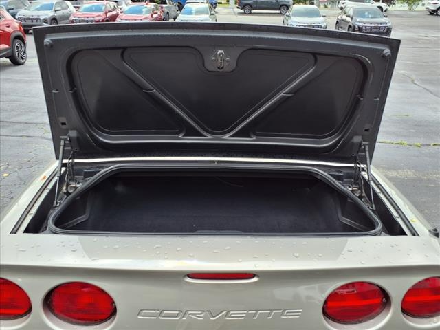 2001 Chevrolet Corvette Base