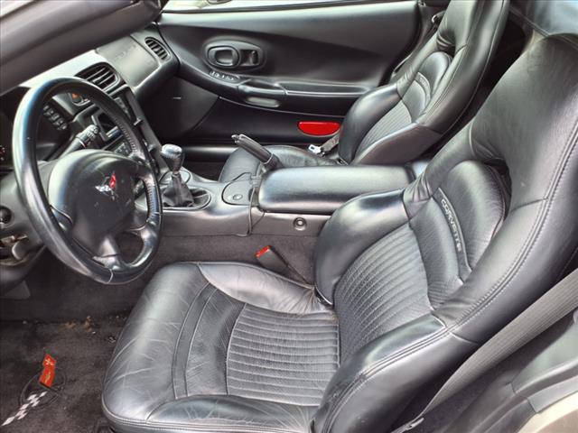 2001 Chevrolet Corvette Base