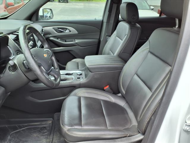 2022 Chevrolet Traverse LT Leather
