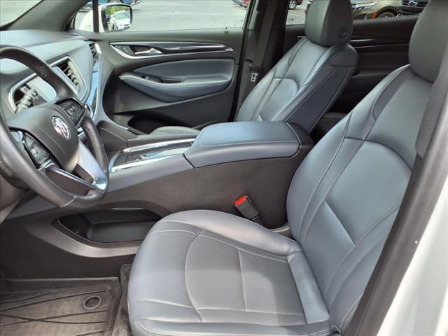 2022 Buick Enclave Essence