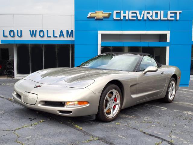 2001 Chevrolet Corvette Base