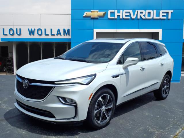2022 Buick Enclave Essence