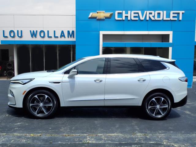 2022 Buick Enclave Essence