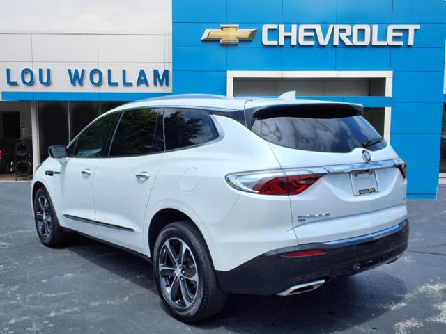 2022 Buick Enclave Essence