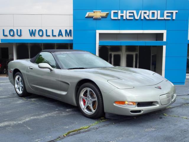 2001 Chevrolet Corvette Base
