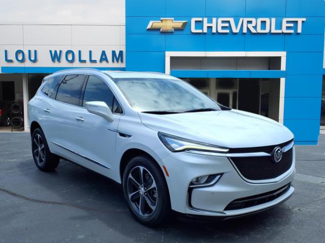 2022 Buick Enclave Essence