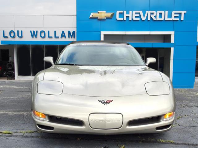 2001 Chevrolet Corvette Base