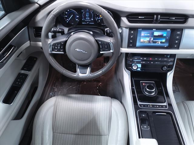 2018 Jaguar XF 25t Prestige