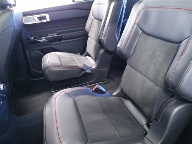 2024 Ford Explorer ST-Line