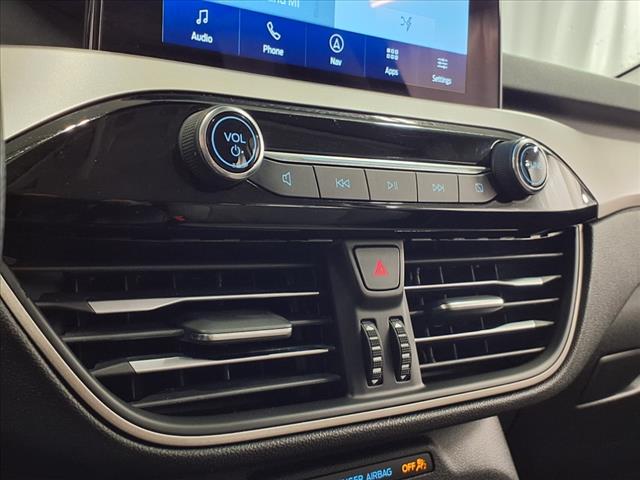 2022 Ford Escape Hybrid SE