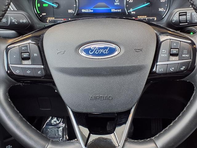 2022 Ford Escape Hybrid SE