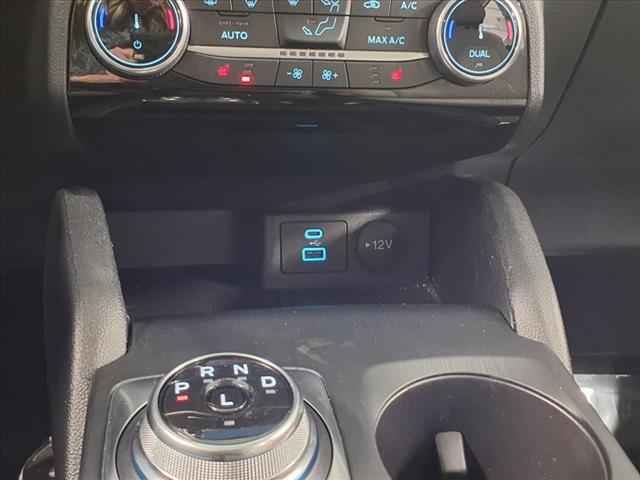 2022 Ford Escape Hybrid SE