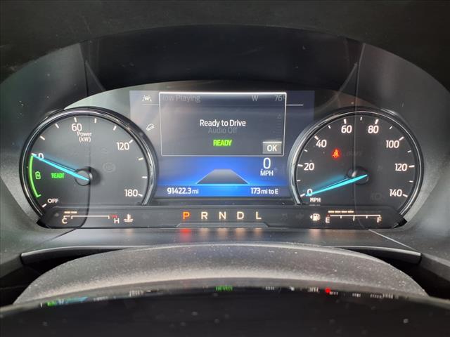 2022 Ford Escape Hybrid SE