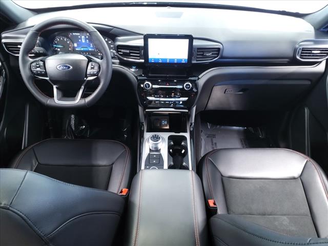2024 Ford Explorer ST-Line