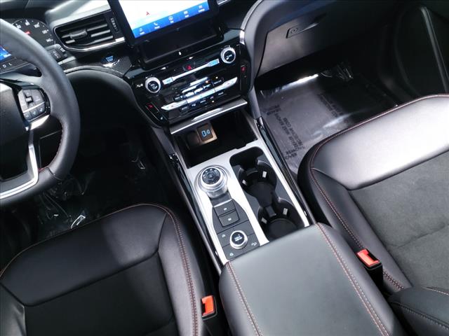 2024 Ford Explorer ST-Line