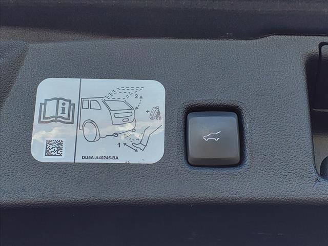 2020 Ford Escape Hybrid Titanium