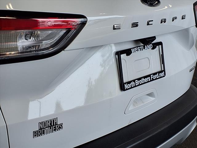 2022 Ford Escape S