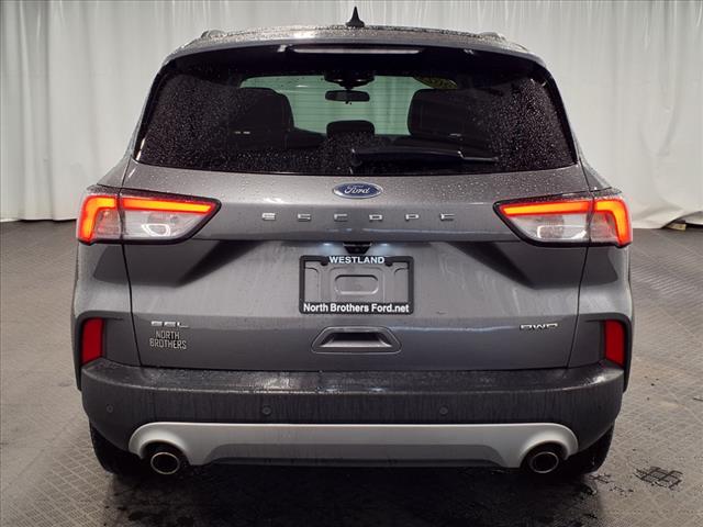 2021 Ford Escape SEL