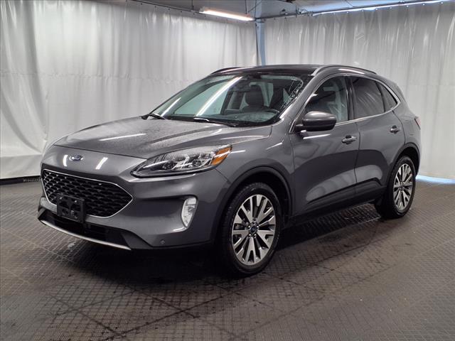 2022 Ford Escape Hybrid Titanium