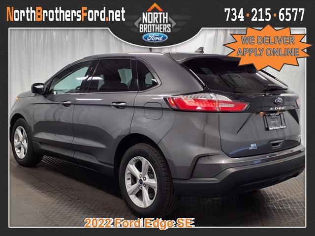 2022 Ford Edge SE