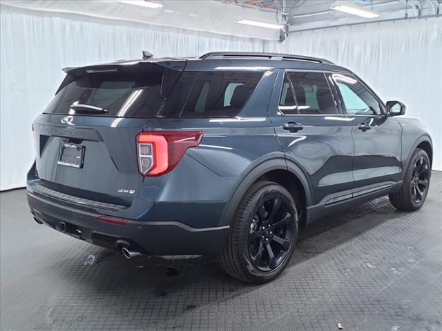 2024 Ford Explorer ST-Line