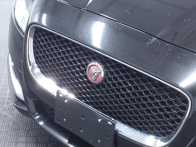 2018 Jaguar XF 25t Prestige
