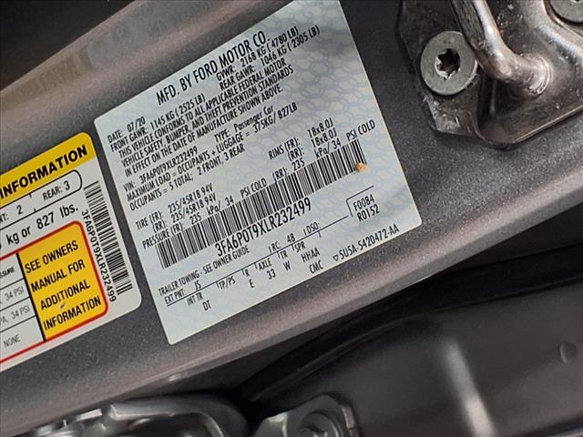 2020 Ford Fusion SE