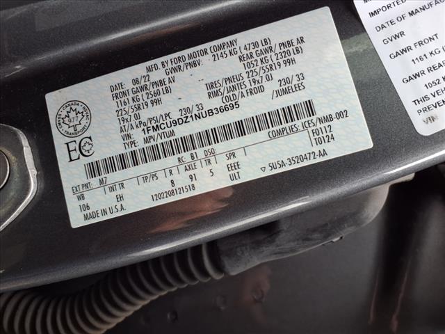 2022 Ford Escape Hybrid Titanium