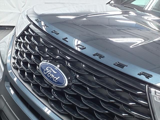 2024 Ford Explorer ST-Line