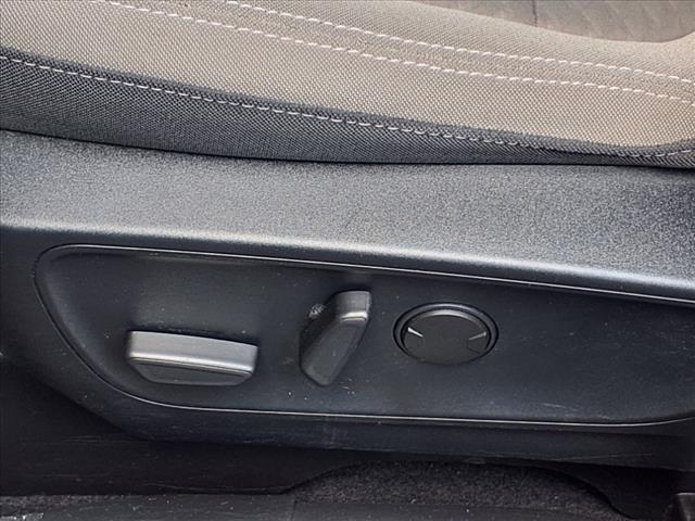 2022 Ford Escape Hybrid SE