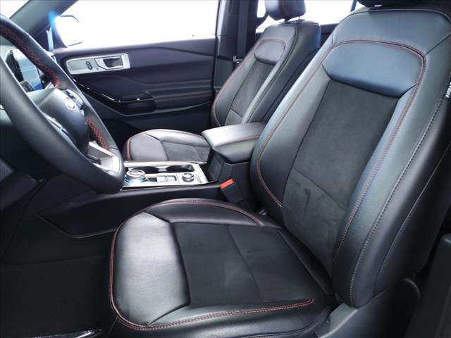 2024 Ford Explorer ST-Line