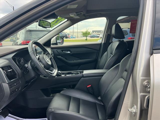 2022 Nissan Rogue SL