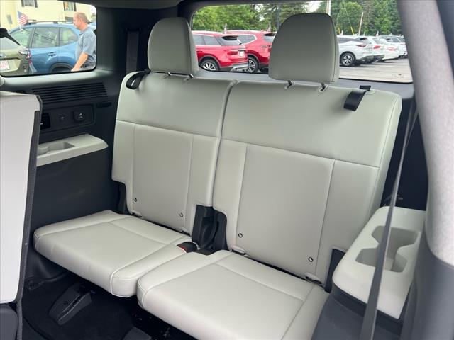 2024 Hyundai SANTA FE Hybrid Limited