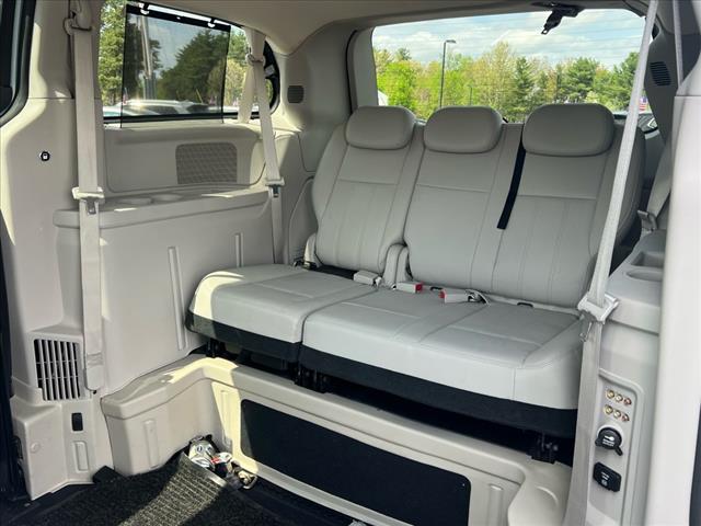 2010 Chrysler Town and Country Touring