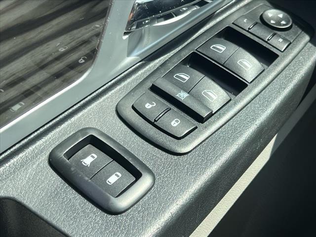 2010 Chrysler Town and Country Touring