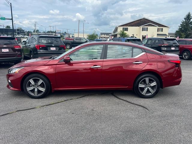 2022 Nissan Altima 2.5 SV