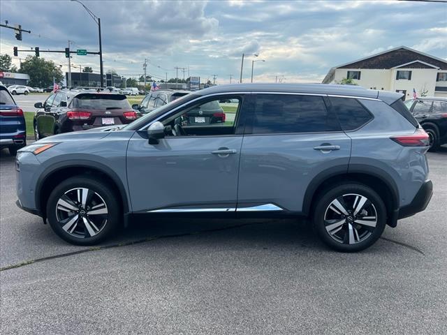 2022 Nissan Rogue SL